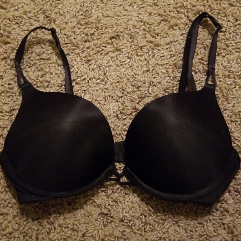 Black VS Bombshell Add 2 Cup Bra